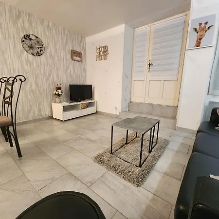 Holiday home Aubaterra Aubeterre-sur-Dronne