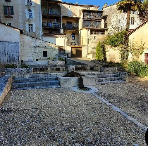 Aubaterra Casa de Férias Aubeterre-sur-Dronne